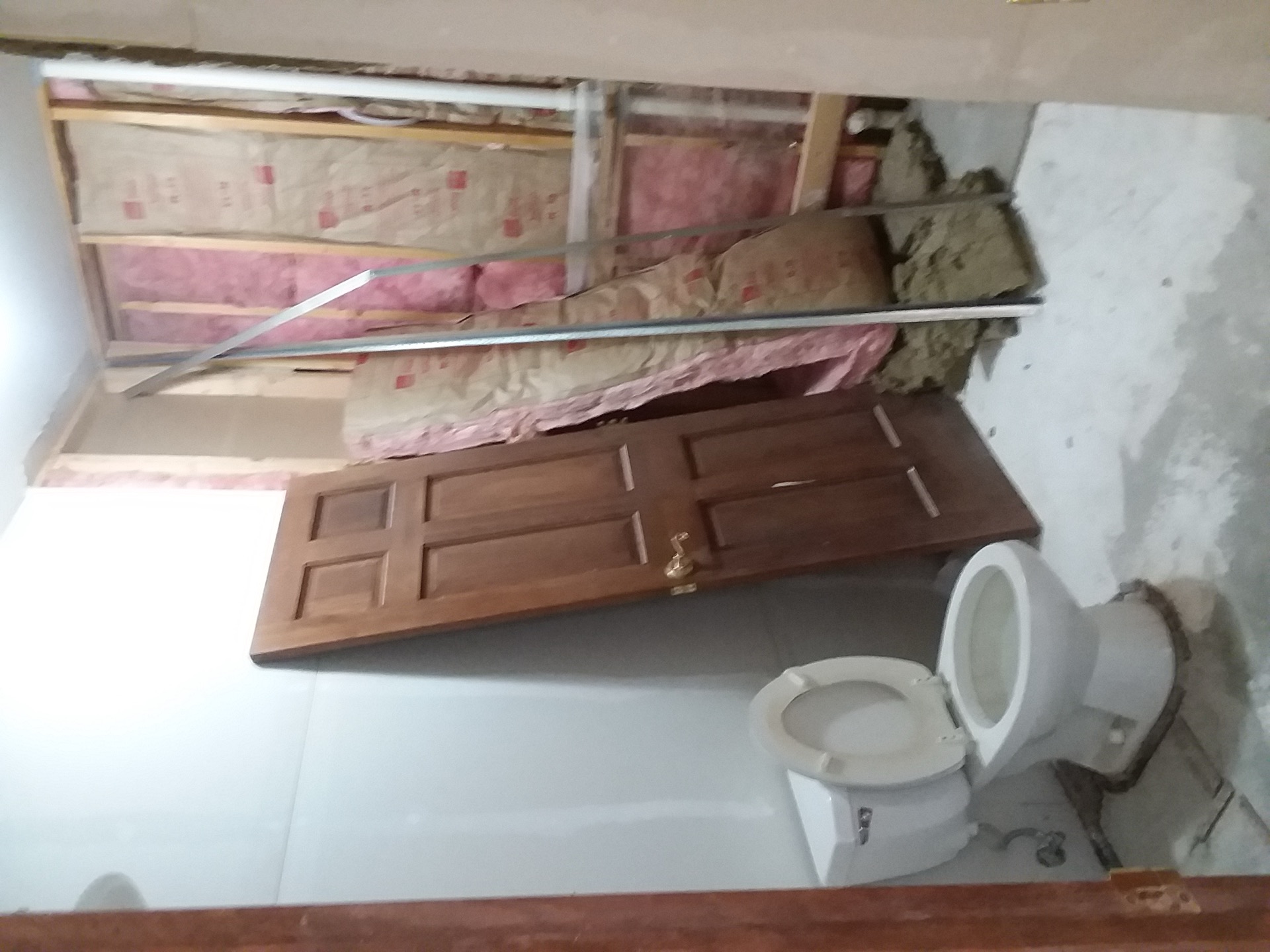 Skyway Residence - Master Bath Before
