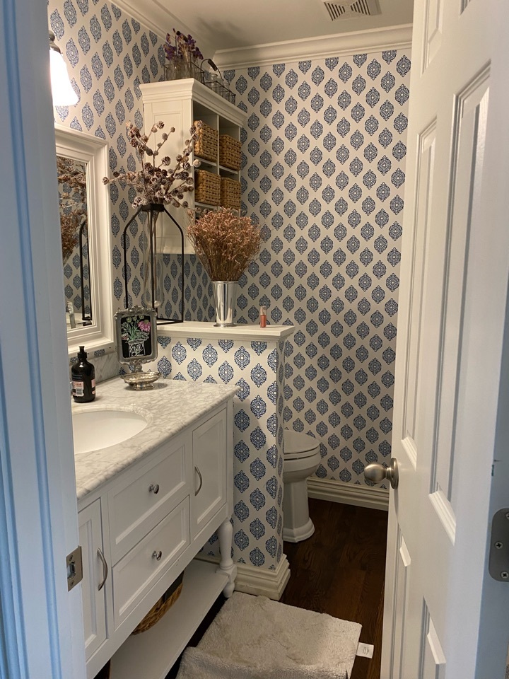 Guest Bath - Before
